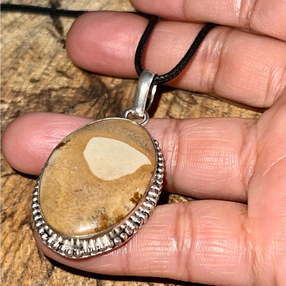 Picture Jasper Pendant 1 1/2” - Picture 3 of 6